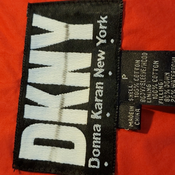 DKNY exceptional down vest, PS/M - Picture 12 of 16